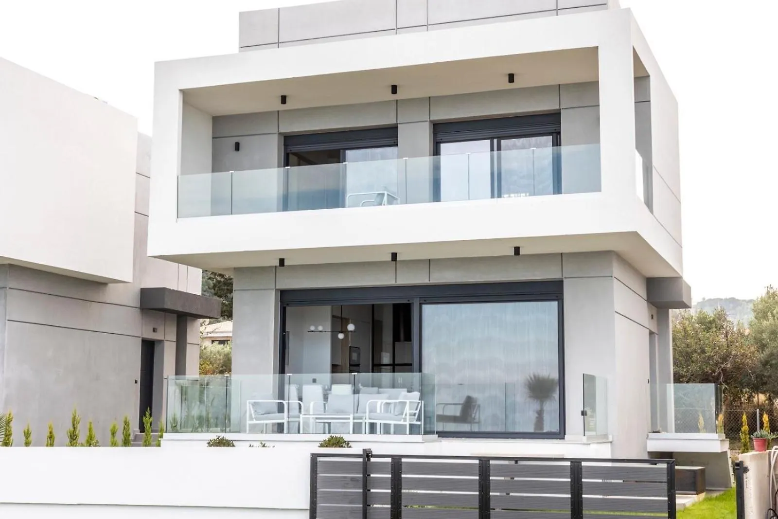 Villa Grace Polychrono