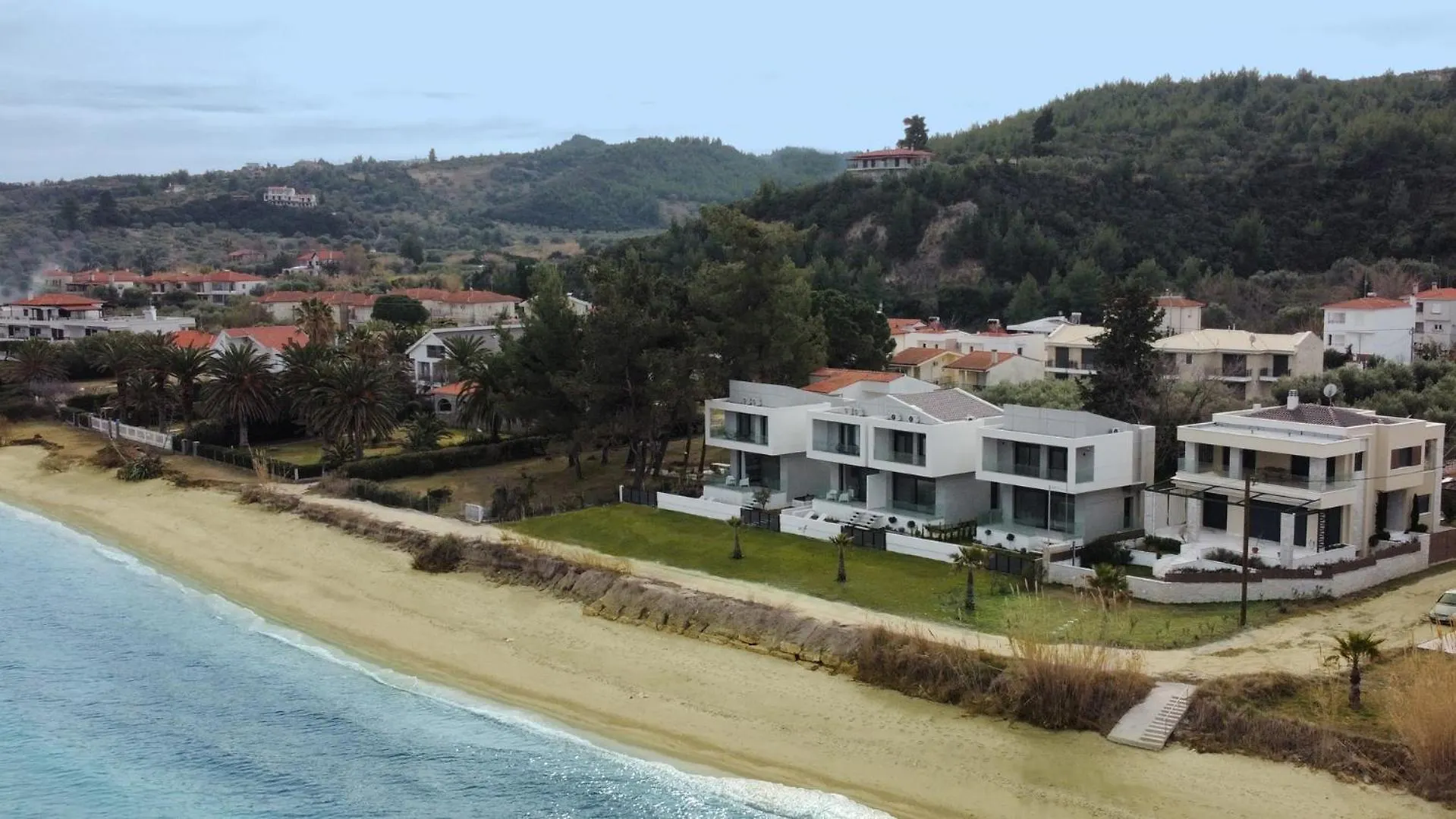 Villa Grace Polychrono